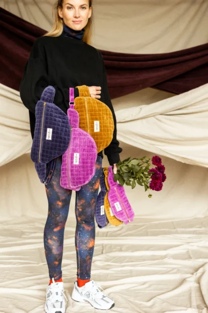 Big Sac Banane Velours Dahlia – Image 2